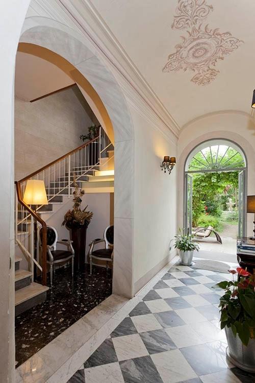 Hotel Novecento Pisa Bagian luar foto