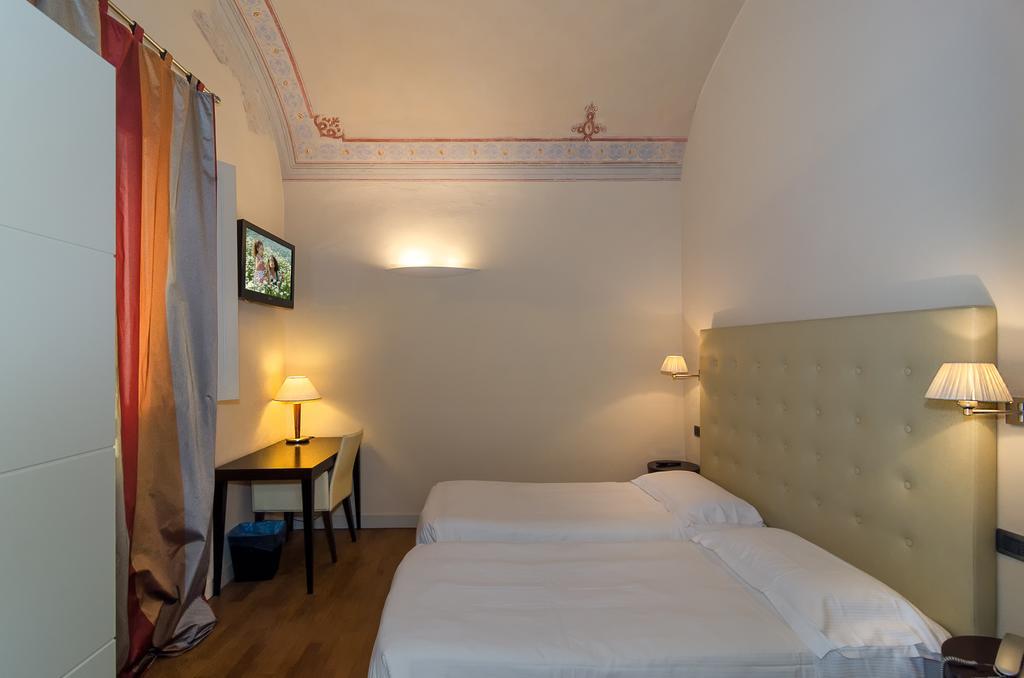 Hotel Novecento Pisa Bagian luar foto