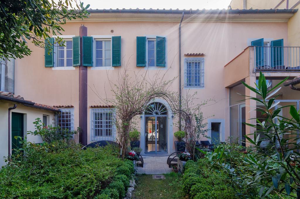 Hotel Novecento Pisa Bagian luar foto