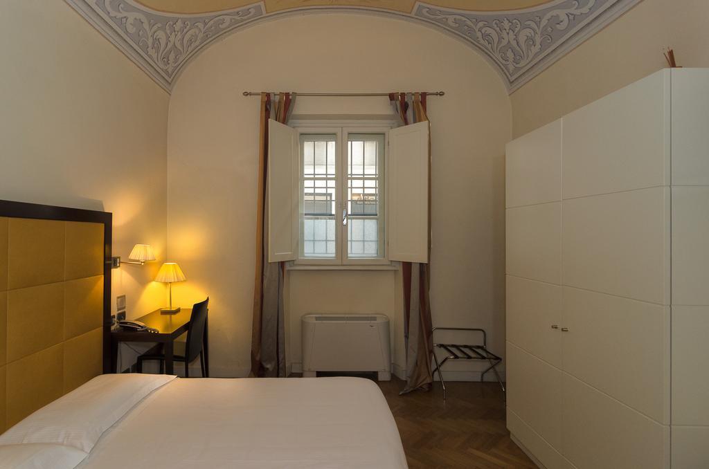 Hotel Novecento Pisa Bagian luar foto