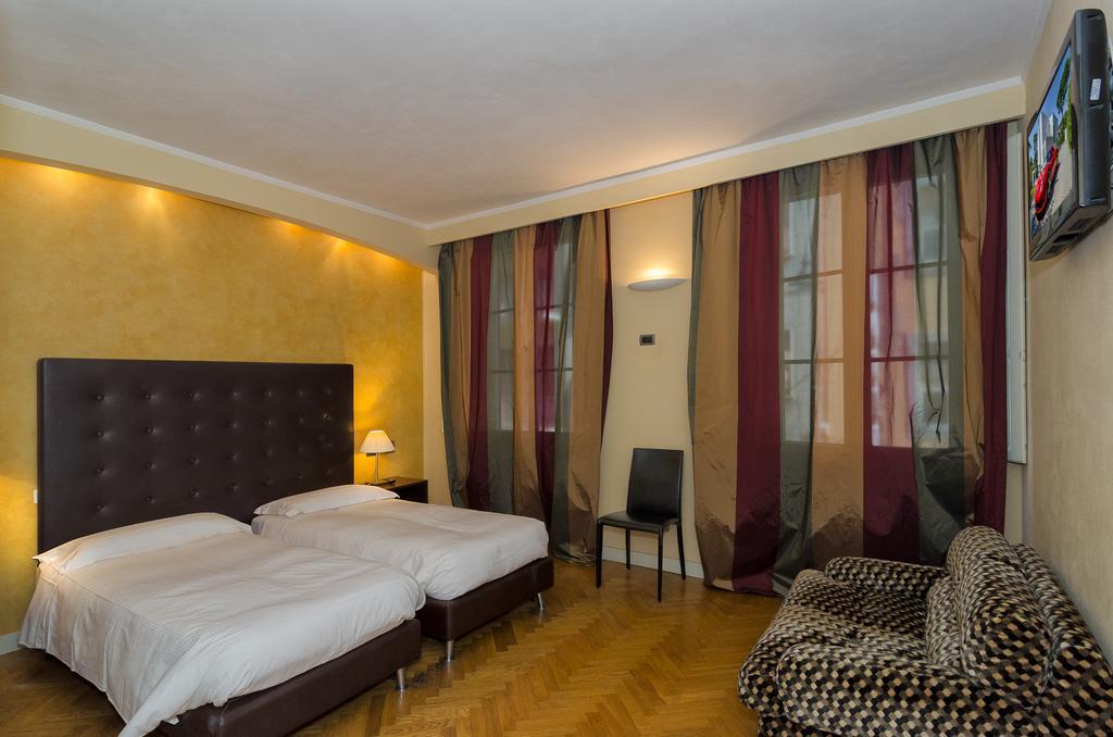 Hotel Novecento Pisa Bagian luar foto