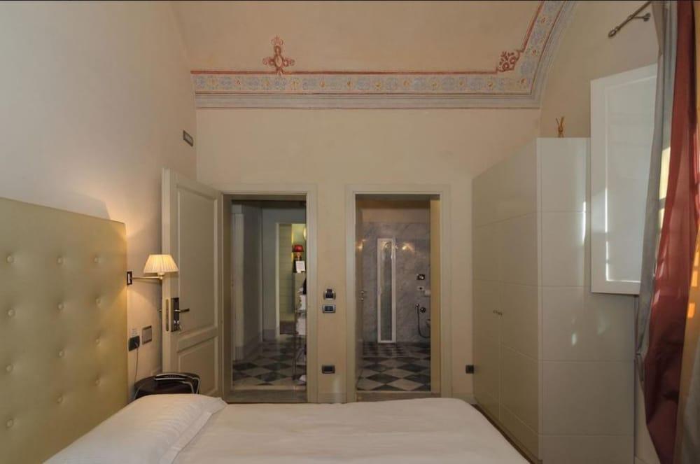 Hotel Novecento Pisa Bagian luar foto